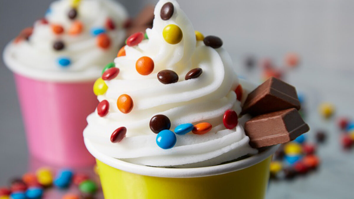 Frozen Yogurt V/S IceCream Nutrition Insight